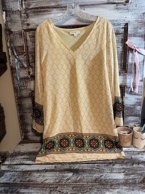 Umgee Pale Yellow V-Neck Tunic with Multicolor Bohemian Border
